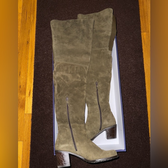 STUART WEITZMAN suede knee boots - Picture 2 of 6